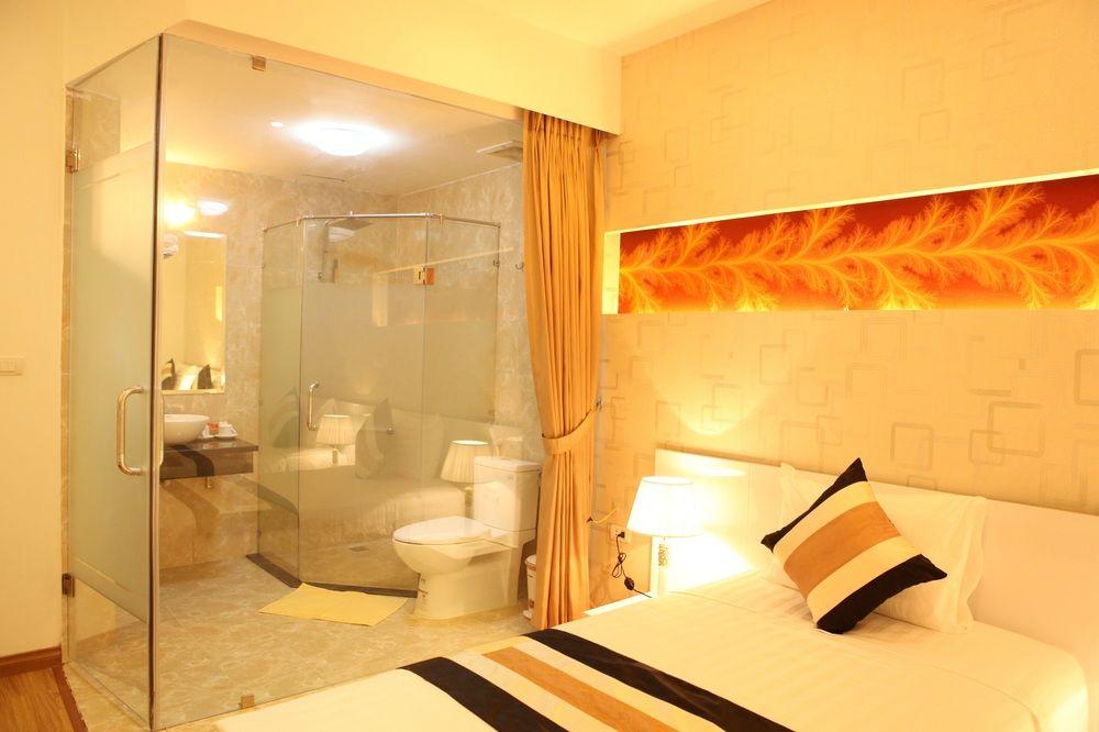 Splendid Star Suites Hotel Ханой Стая снимка