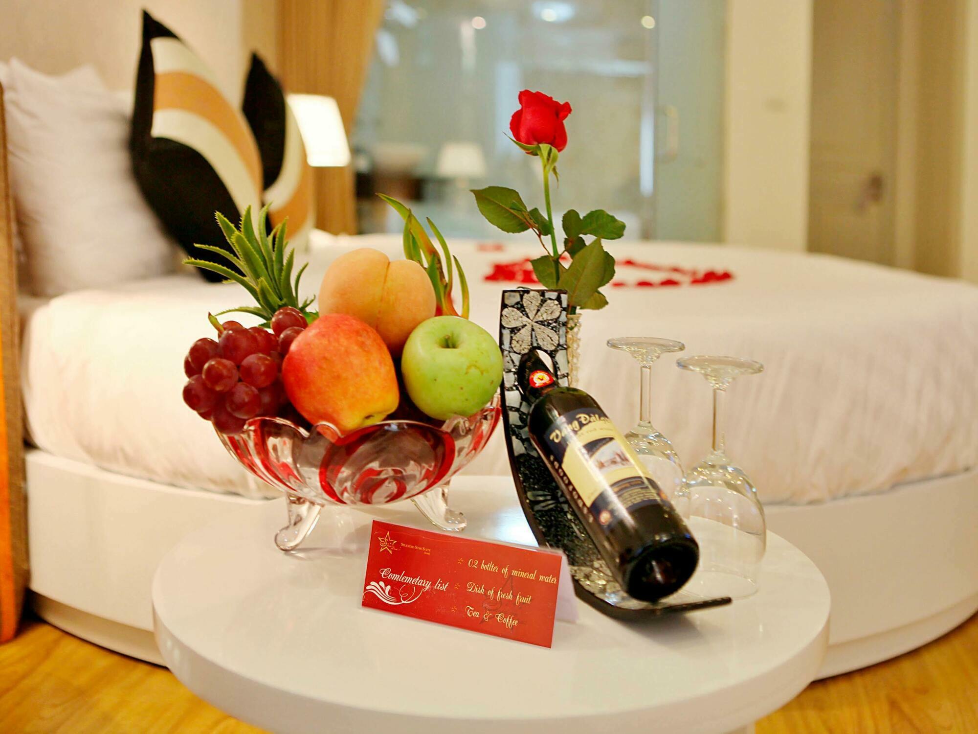 Splendid Star Suites Hotel Ханой Екстериор снимка